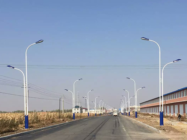 关于路灯杆生产厂家欧宝真人照明年产量